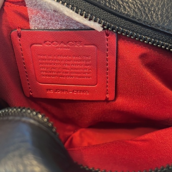 Camera Bag With Horse And Carriage - Picture 6 of 8